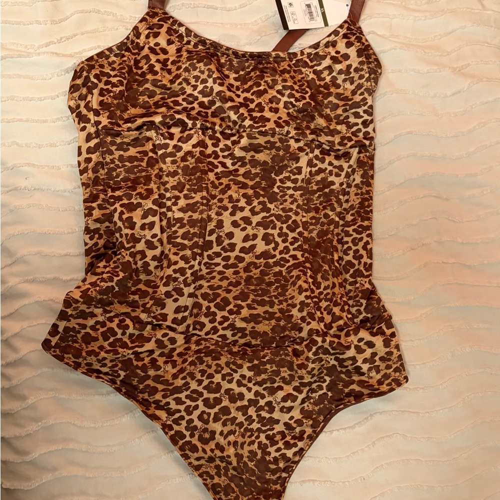 NWT Leopard bodysuit with corset detailing